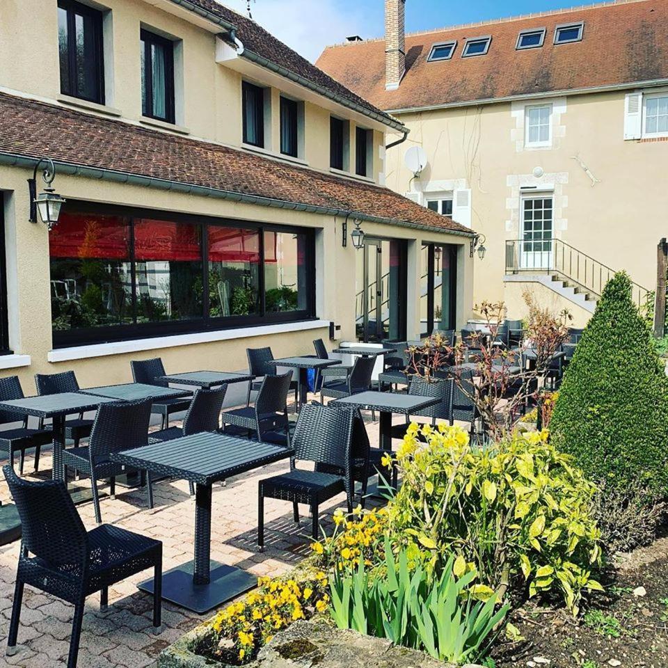 Logis Hotel Restaurant Le Moulin De La Coudre Venoy Bagian luar foto
