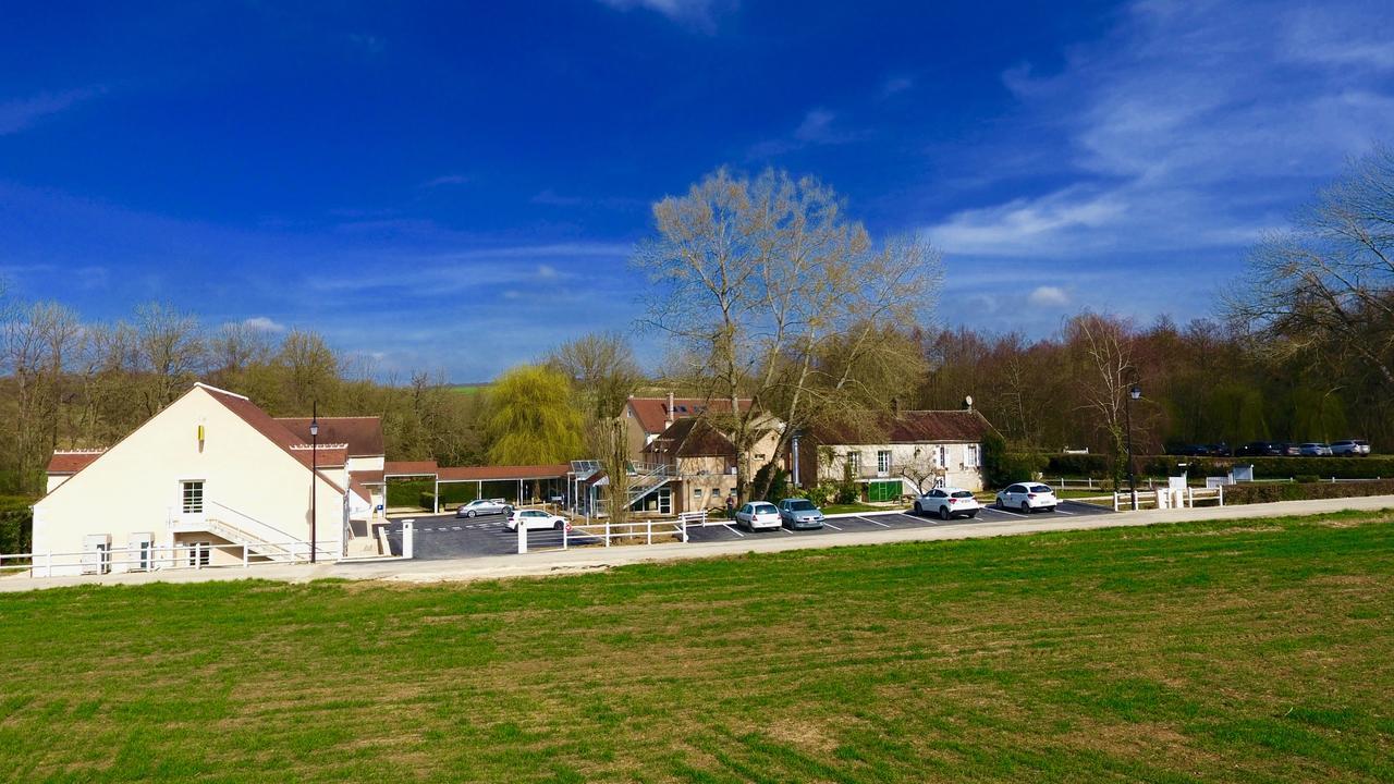 Logis Hotel Restaurant Le Moulin De La Coudre Venoy Bagian luar foto
